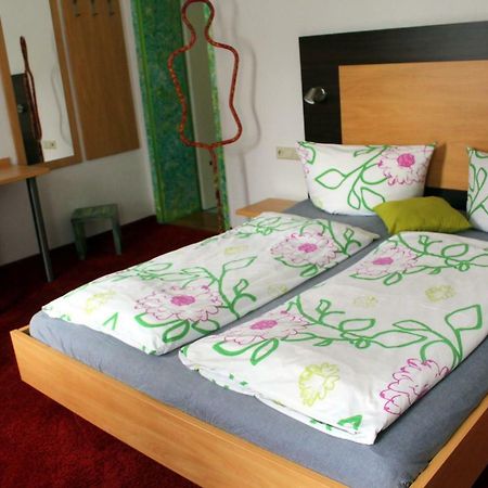 Donau Pension ทุทลิงเงน ภายนอก รูปภาพ